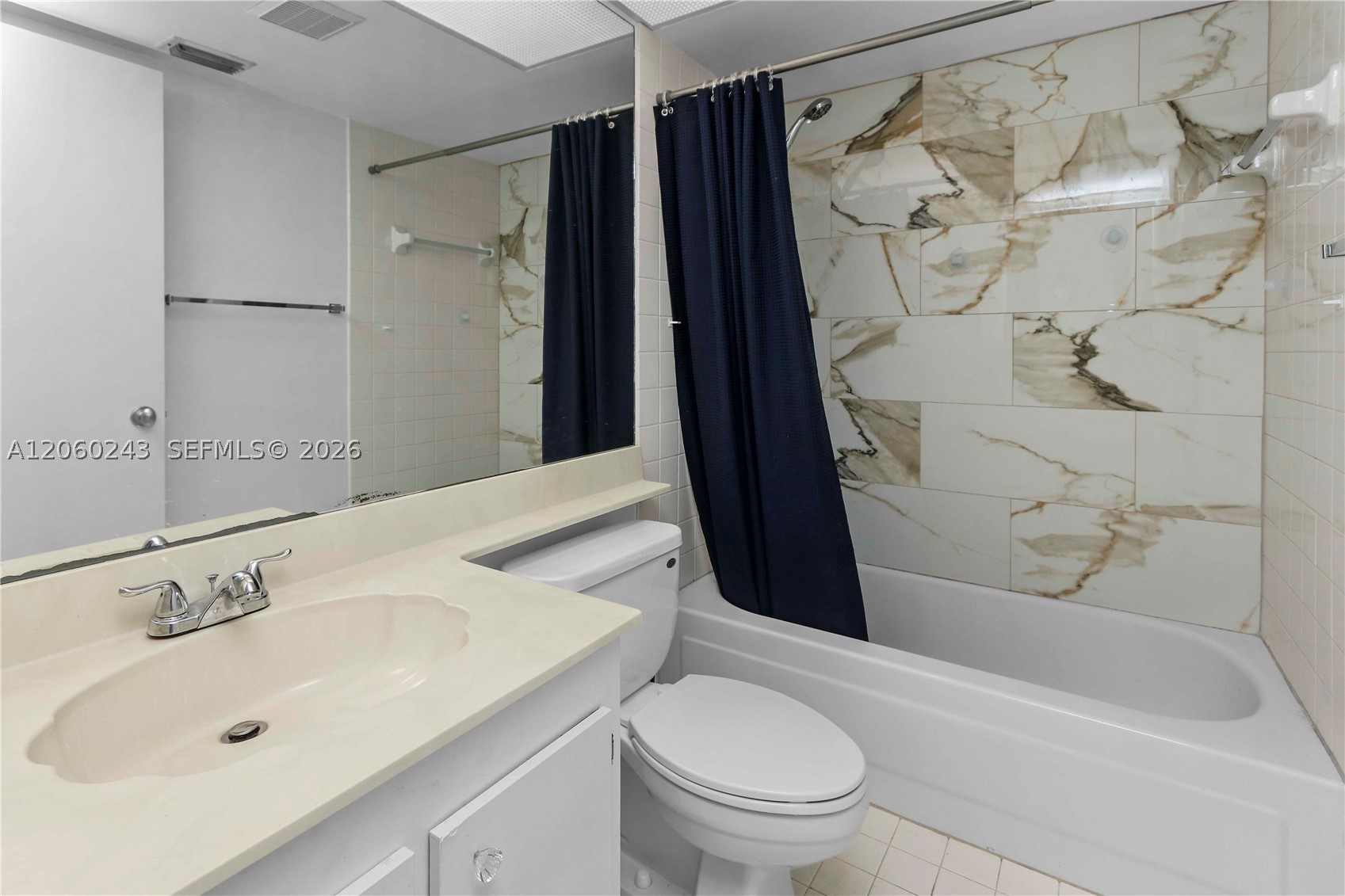 2619 Se 21st Ct 104-b Property Photo 8