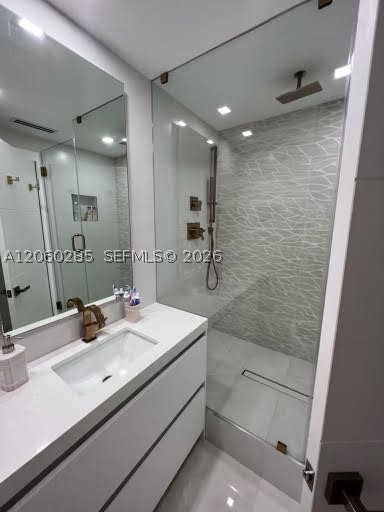 10185 Collins Ave 616 Property Photo 4