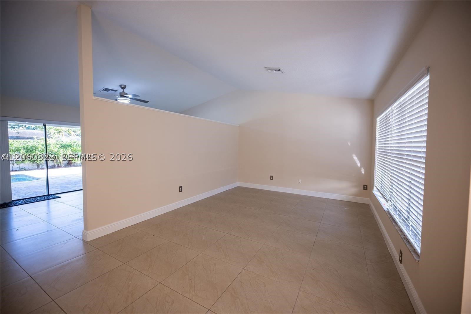 9815 Nw 43rd St 0 Property Photo 10