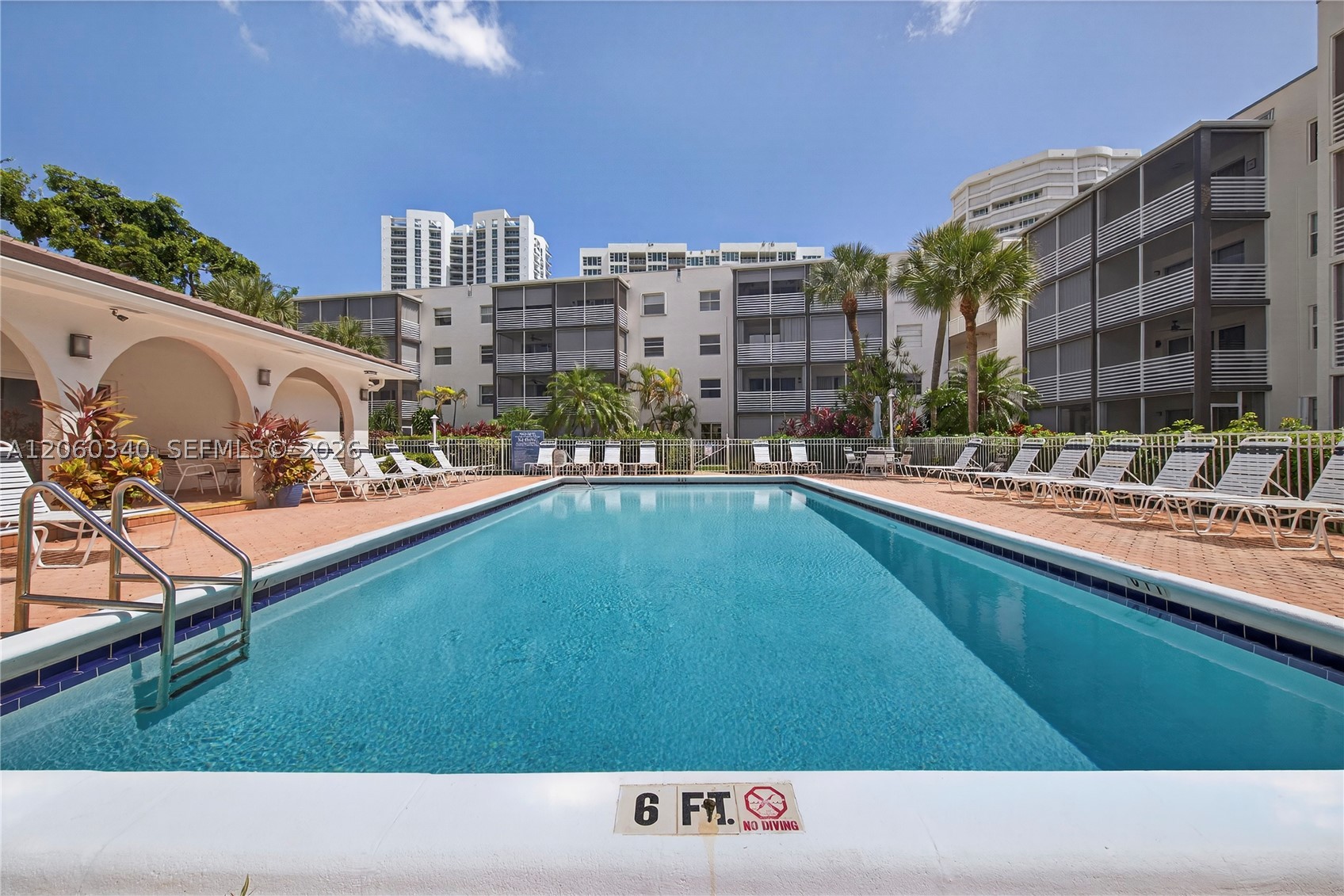 1541 S Ocean Blvd 313 Property Photo 2
