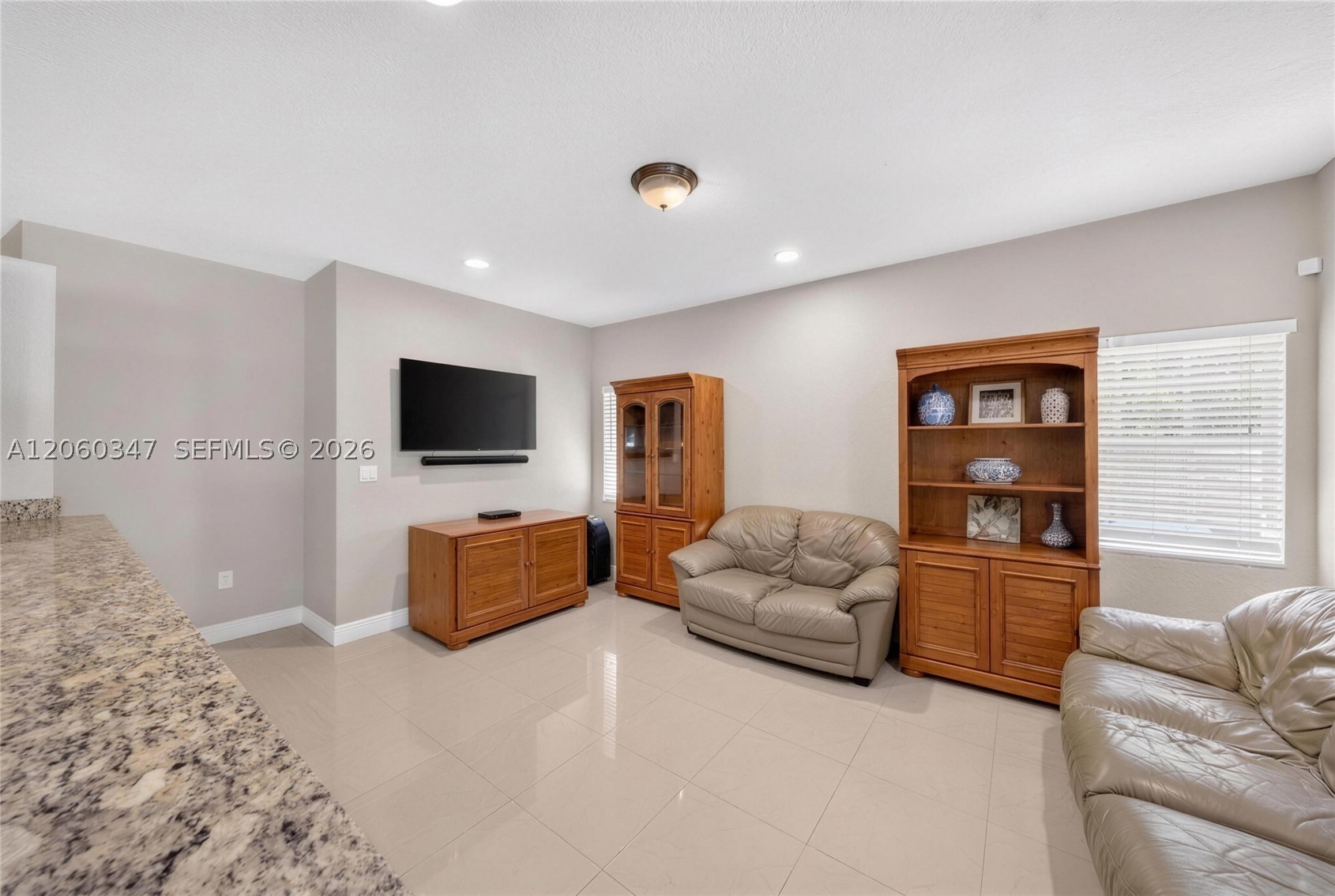 15166 Sw 142nd Ct Property Photo 15