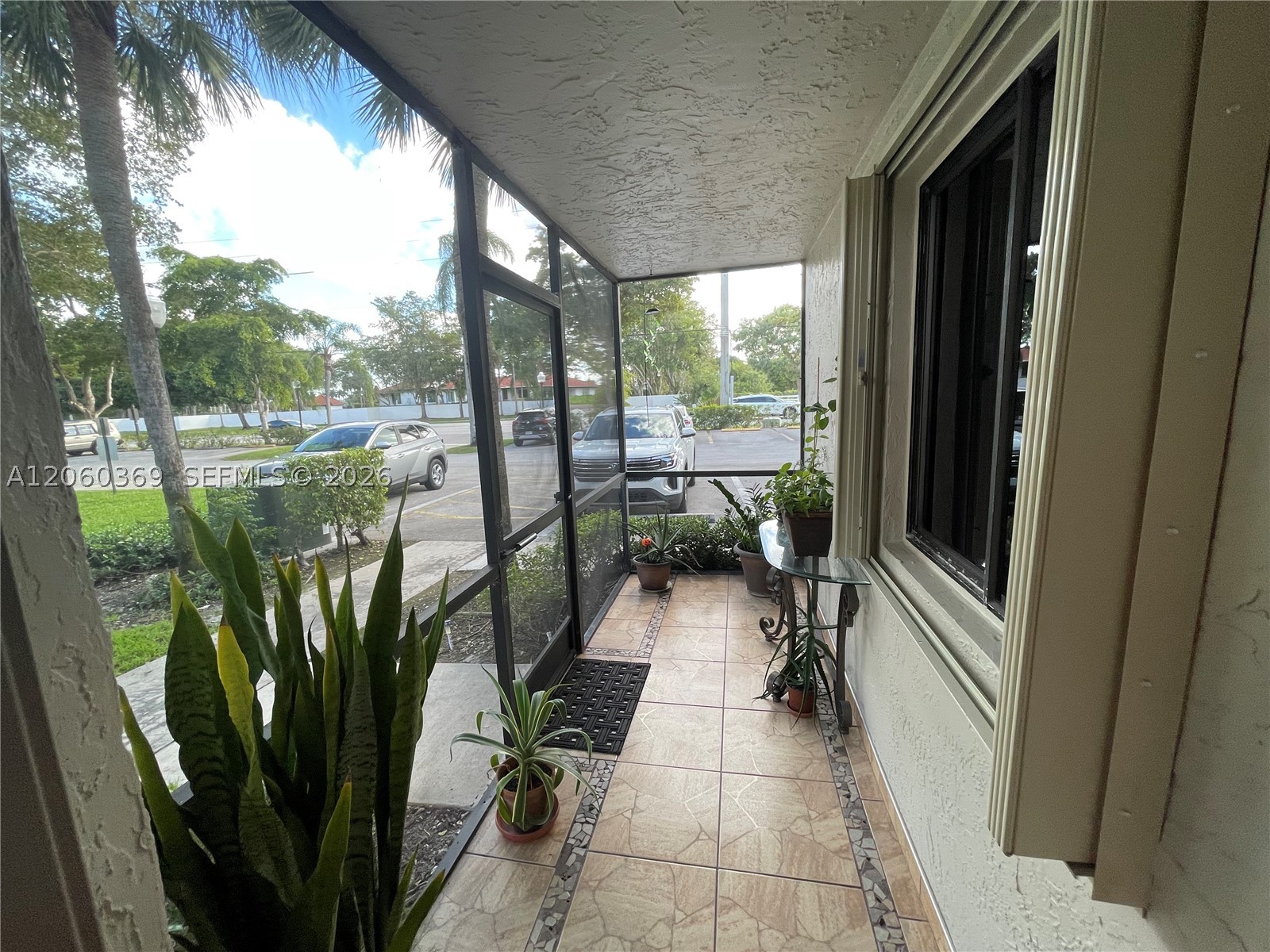 16240 Laurel Dr 101 Property Photo 3