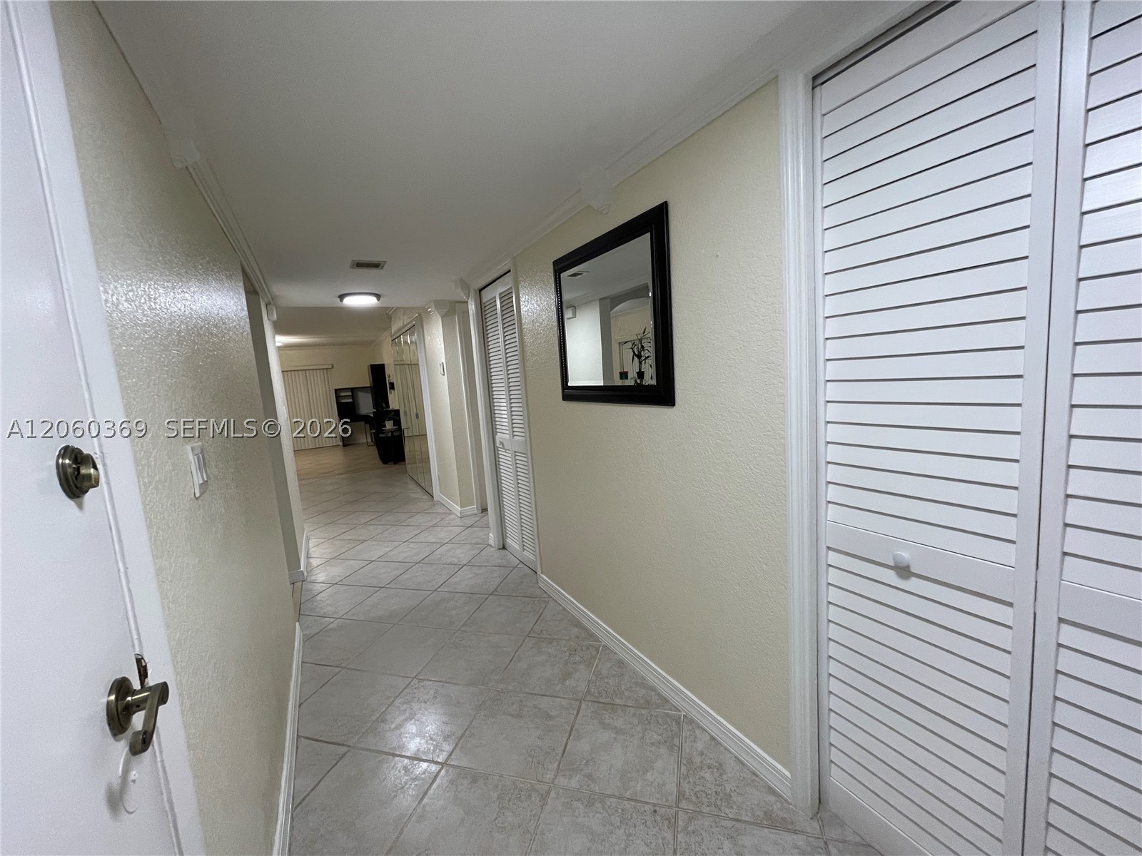 16240 Laurel Dr 101 Property Photo 4