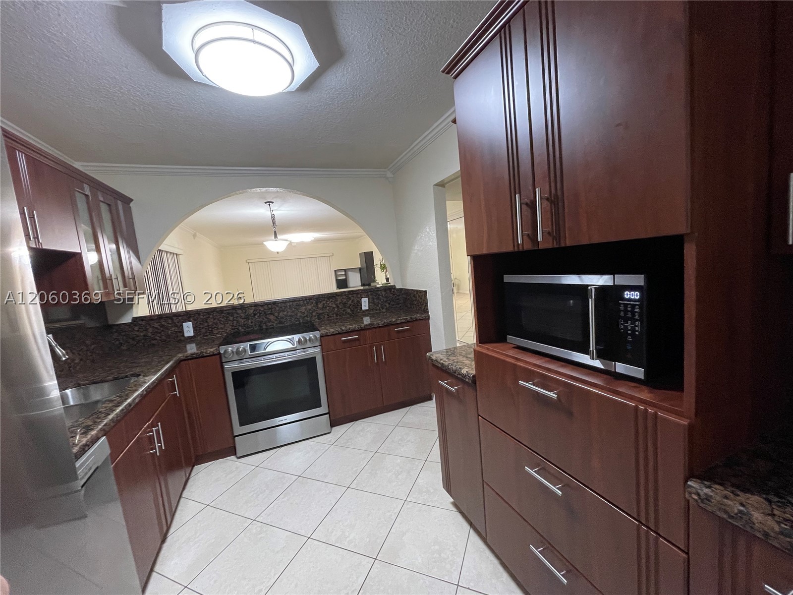 16240 Laurel Dr 101 Property Photo 16