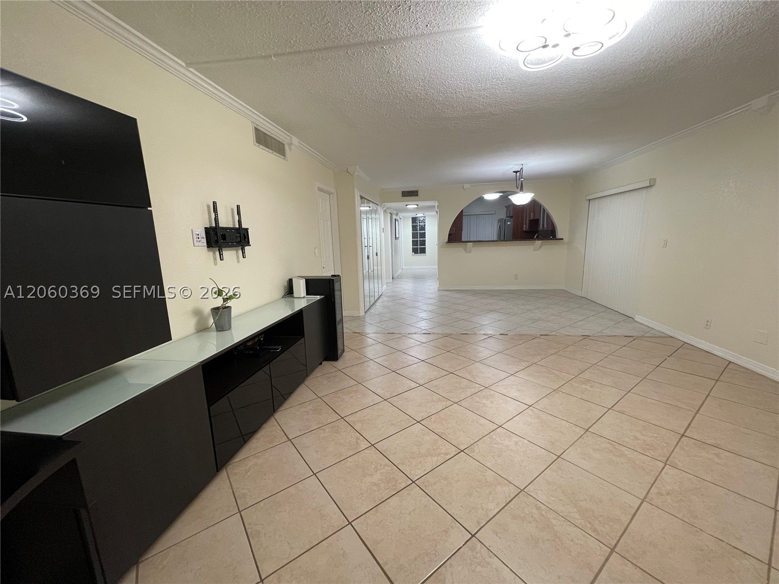 16240 Laurel Dr 101 Property Photo 23