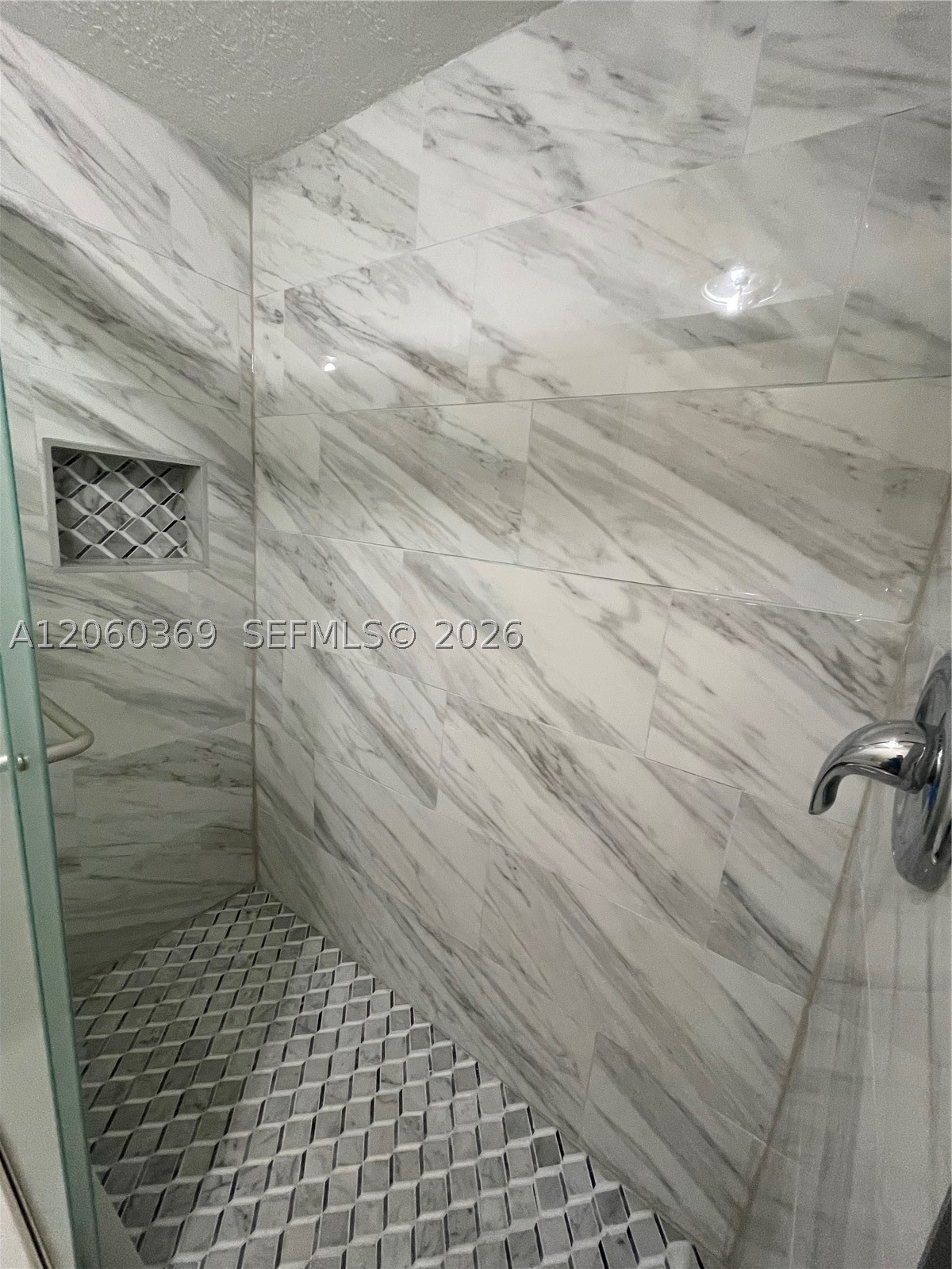 16240 Laurel Dr 101 Property Photo 37