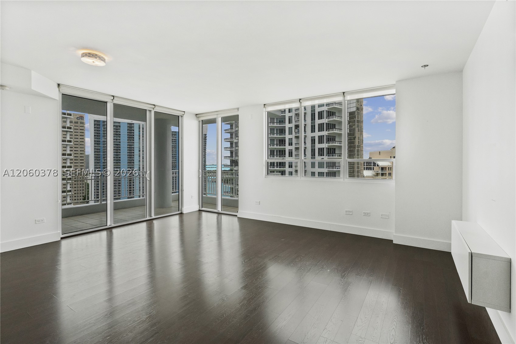801 Brickell Key Blvd 2912 Property Photo 2