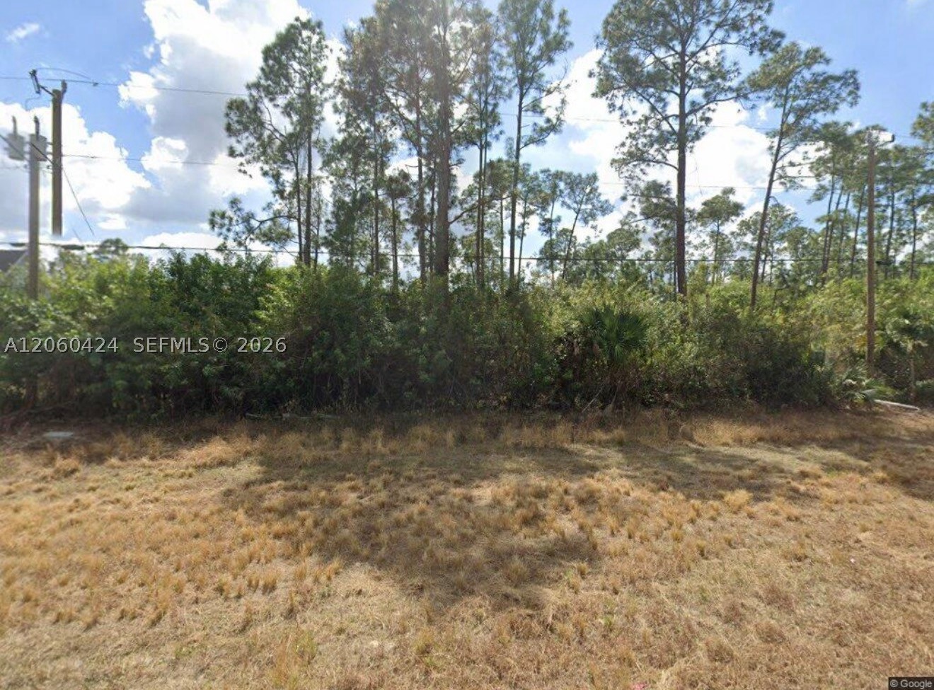 1212 Sentinela Blvd Property Photo 3