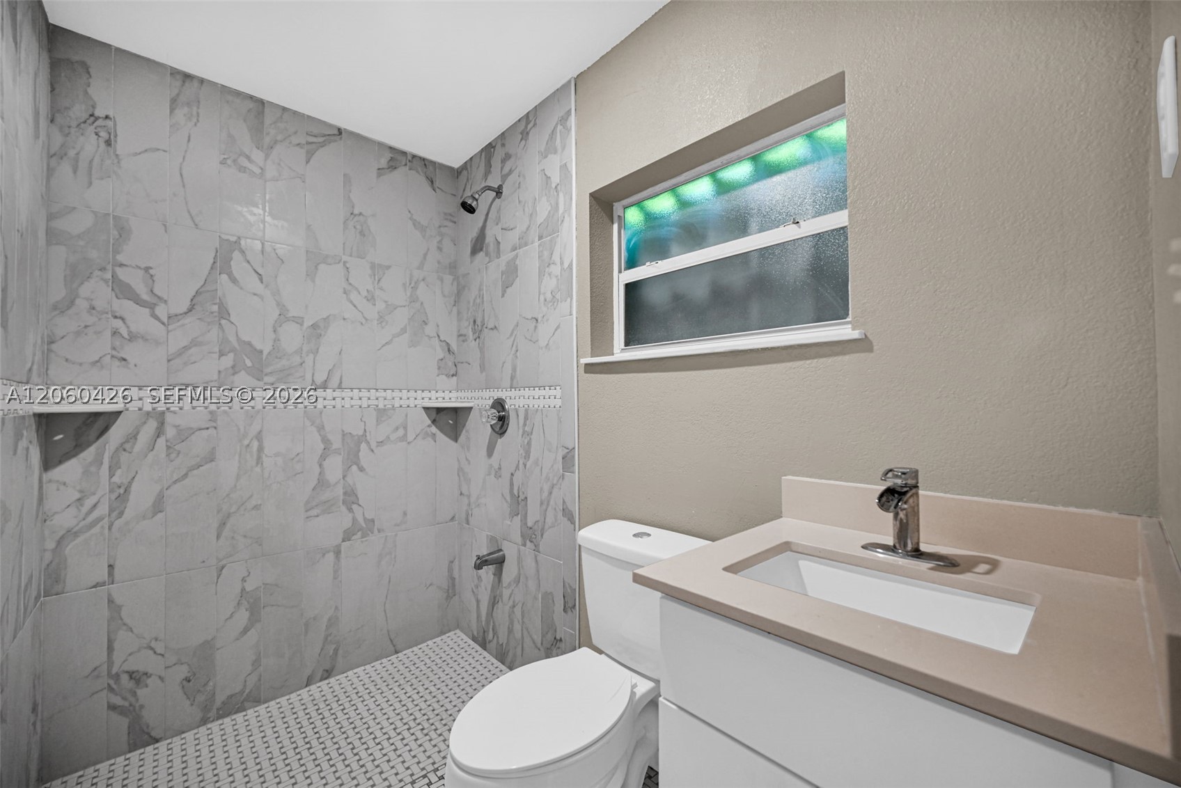 81 Nw 41st St 1 Property Photo 14