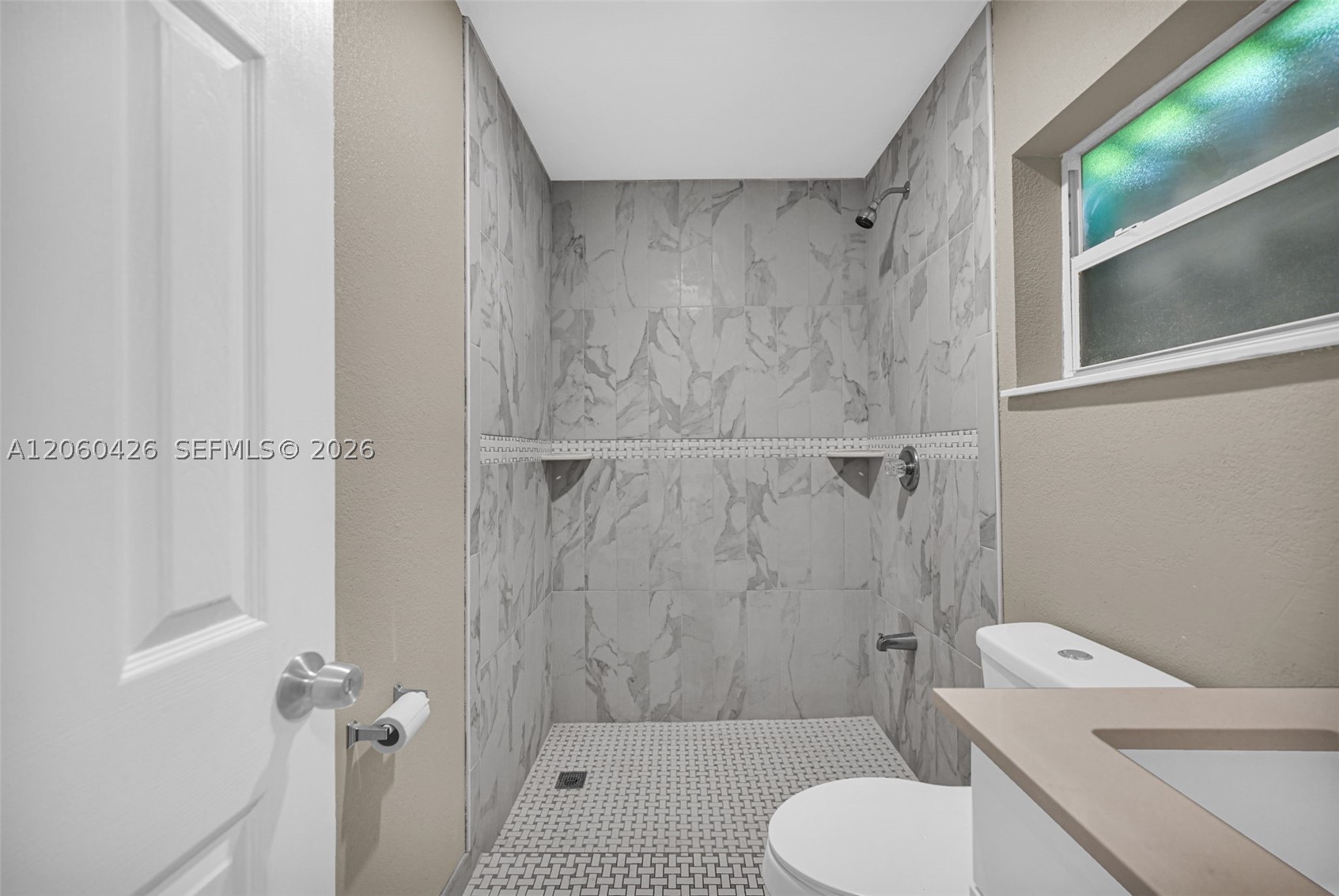 81 Nw 41st St 1 Property Photo 15
