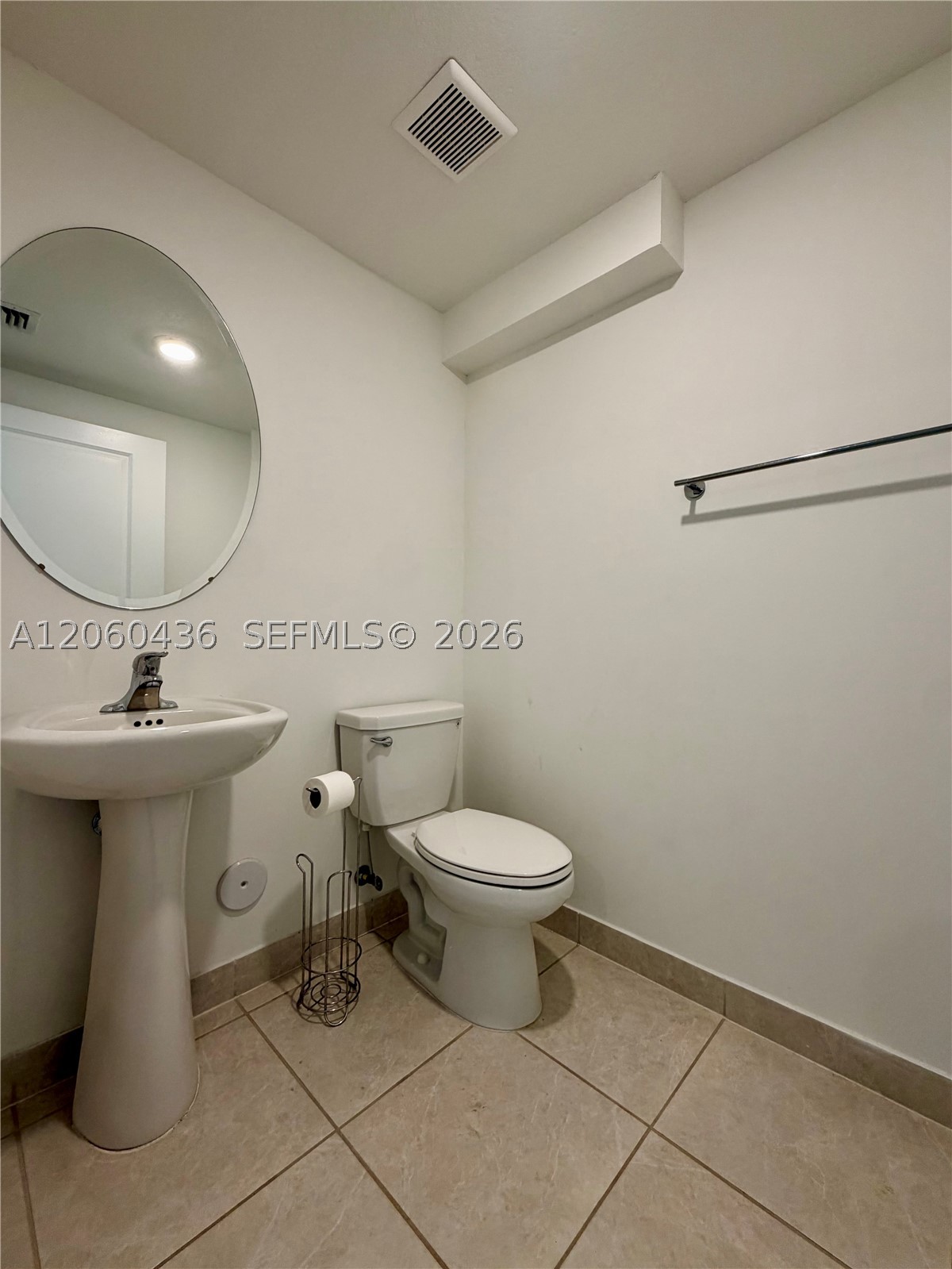 2685 Se 13th Ct Property Photo 9