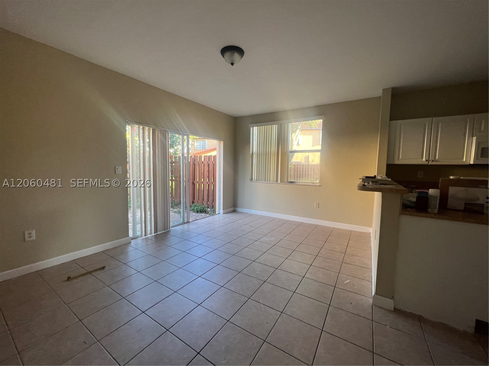 3360 Ne 14th Dr 104-30 Property Photo 16