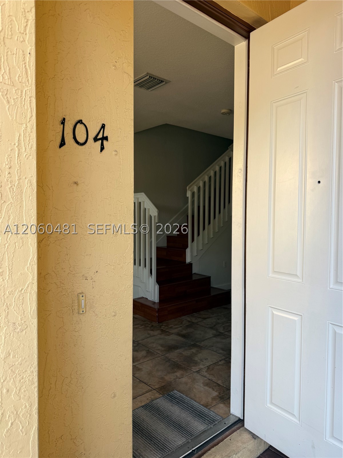 3360 Ne 14th Dr 104-30 Property Photo 19