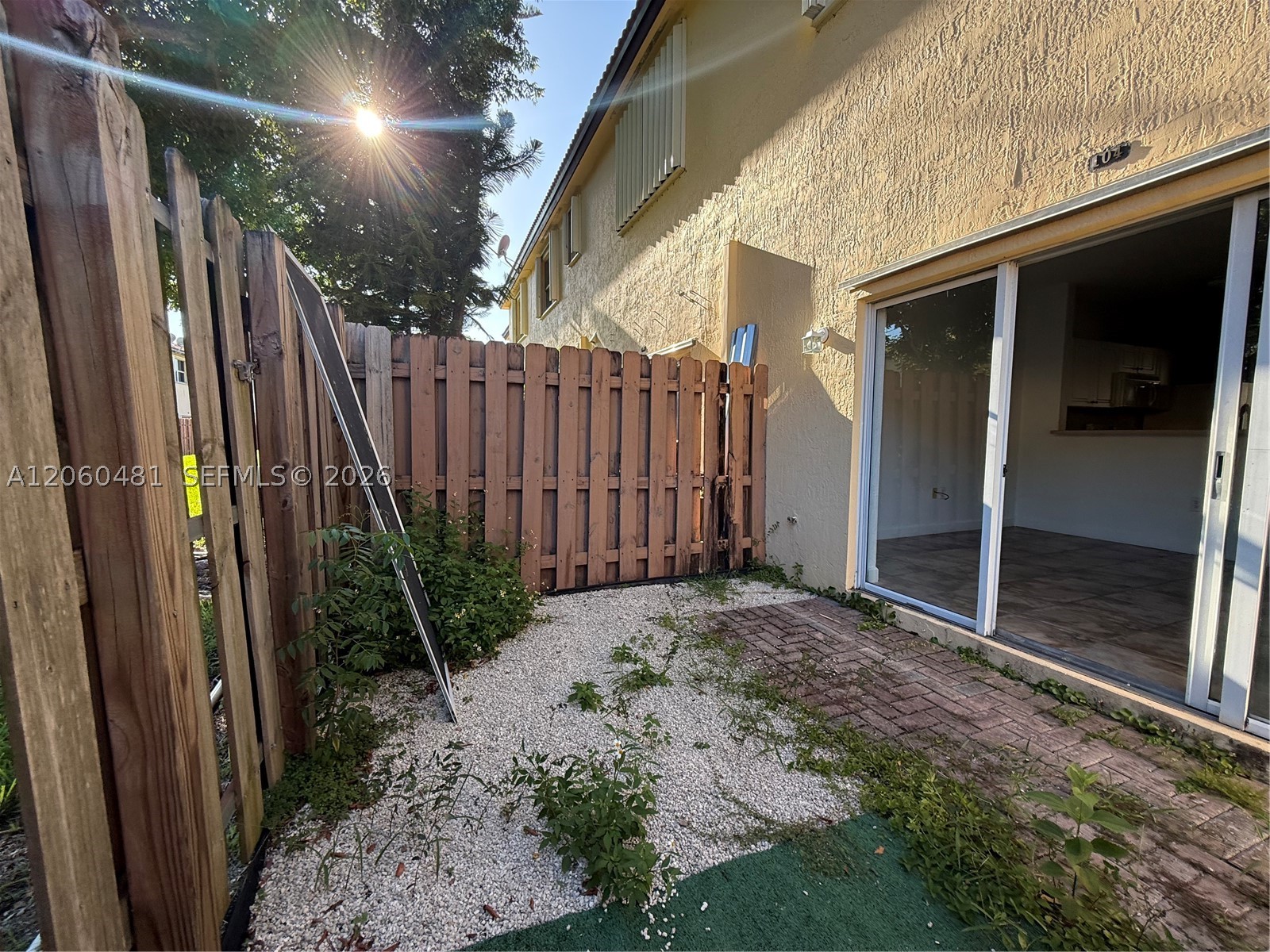 3360 Ne 14th Dr 104-30 Property Photo 26