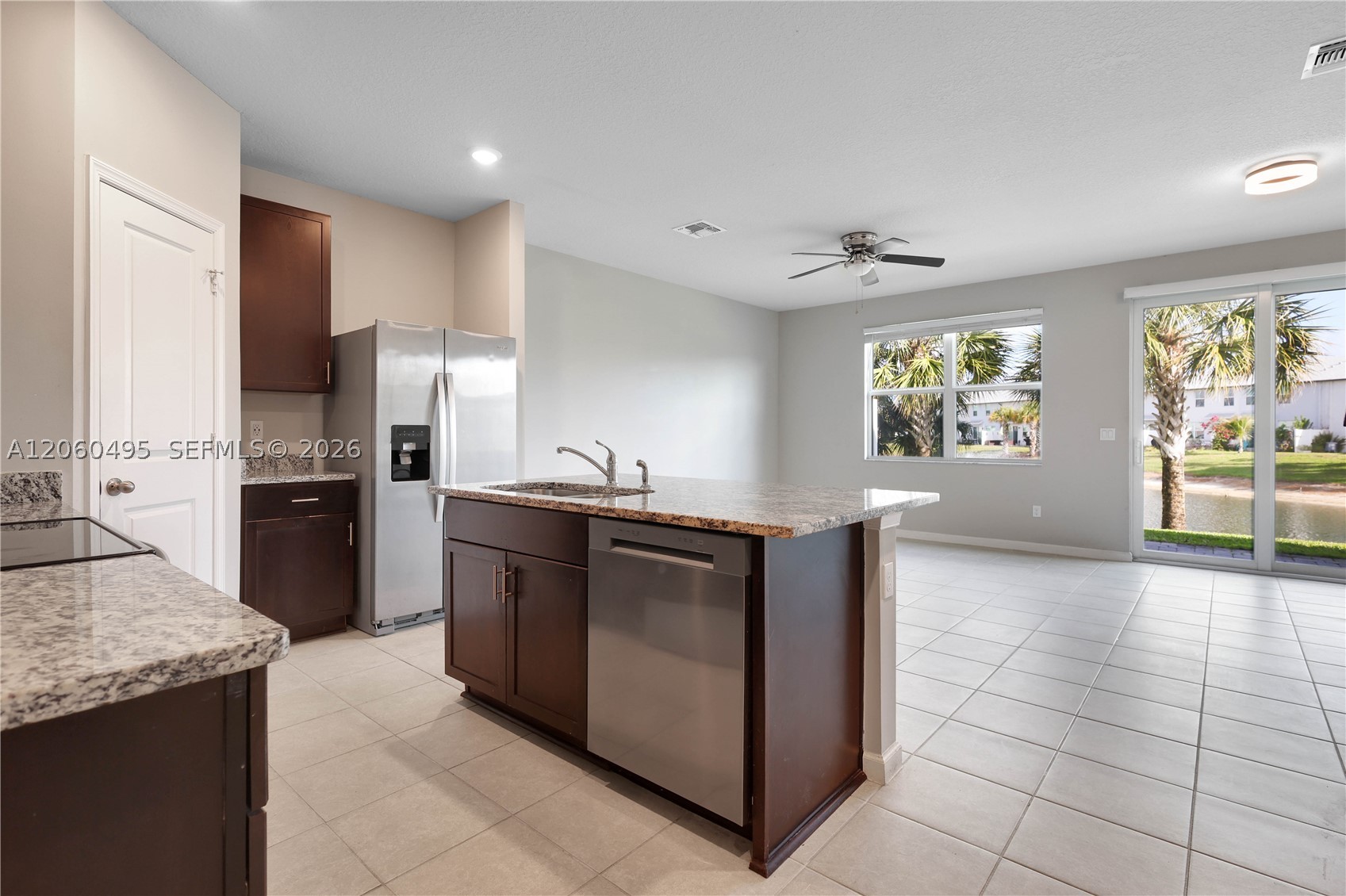 1761 Lindley St Property Photo 2
