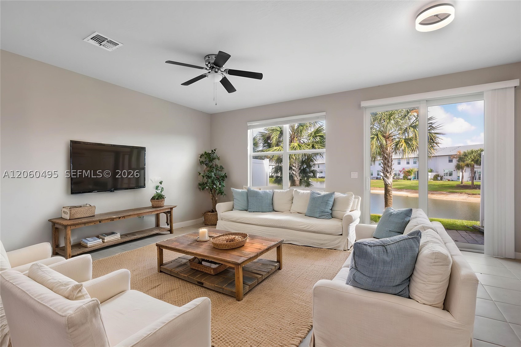 1761 Lindley St Property Photo 3