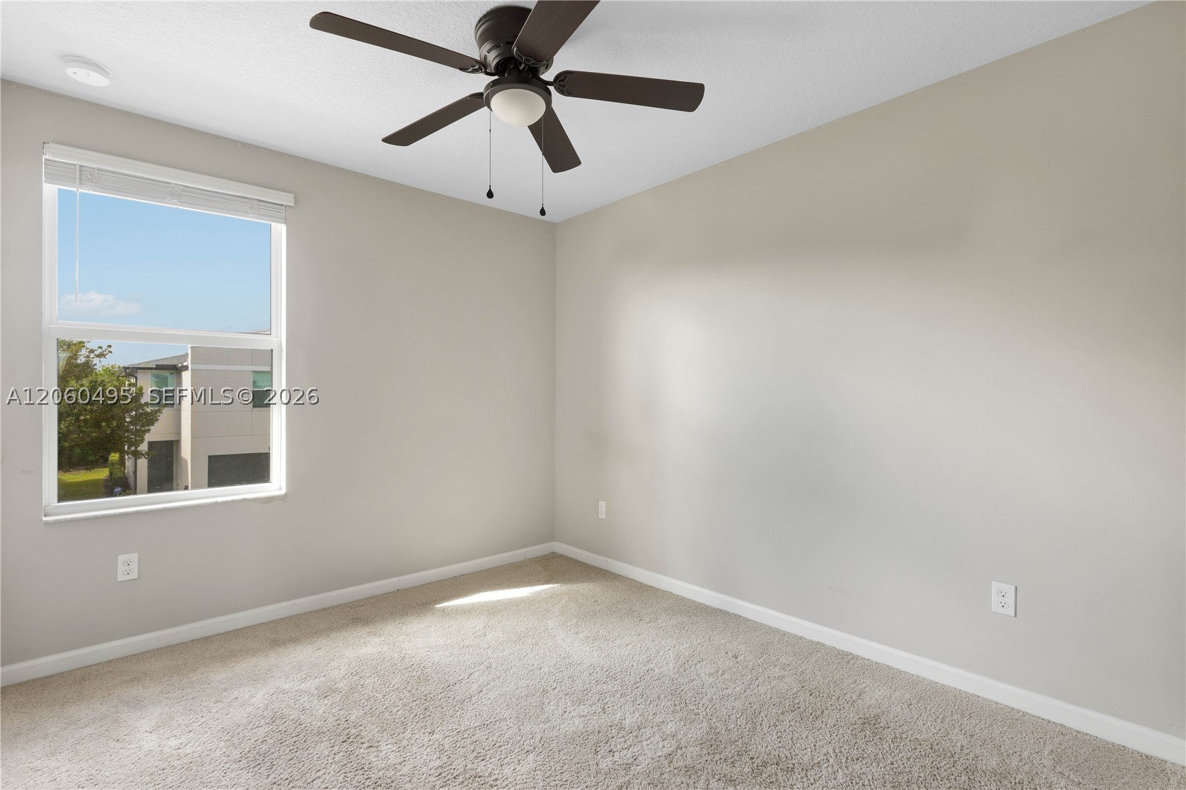 1761 Lindley St Property Photo 22
