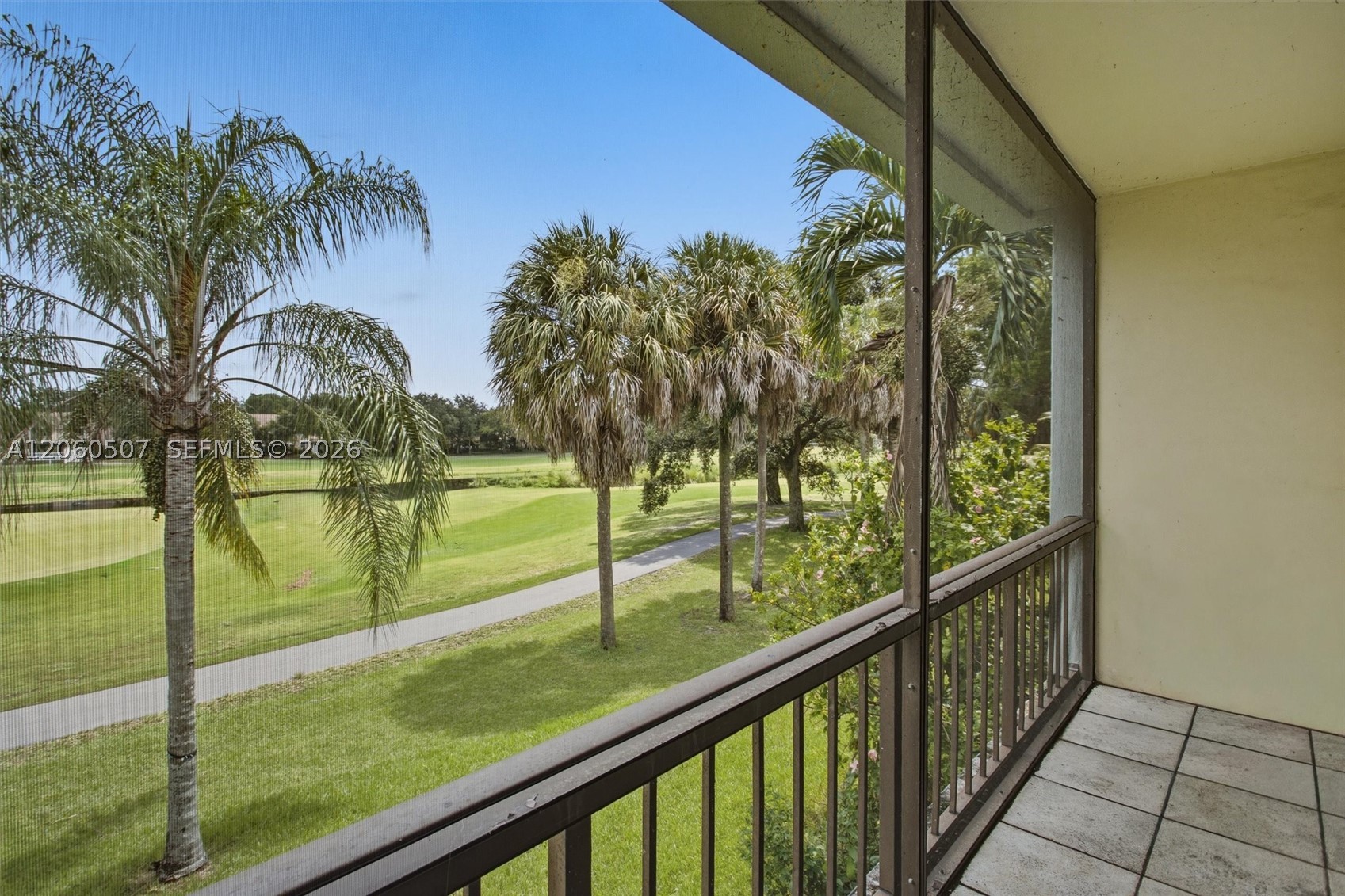 4054 N Pine Island Rd 2b Property Photo 15