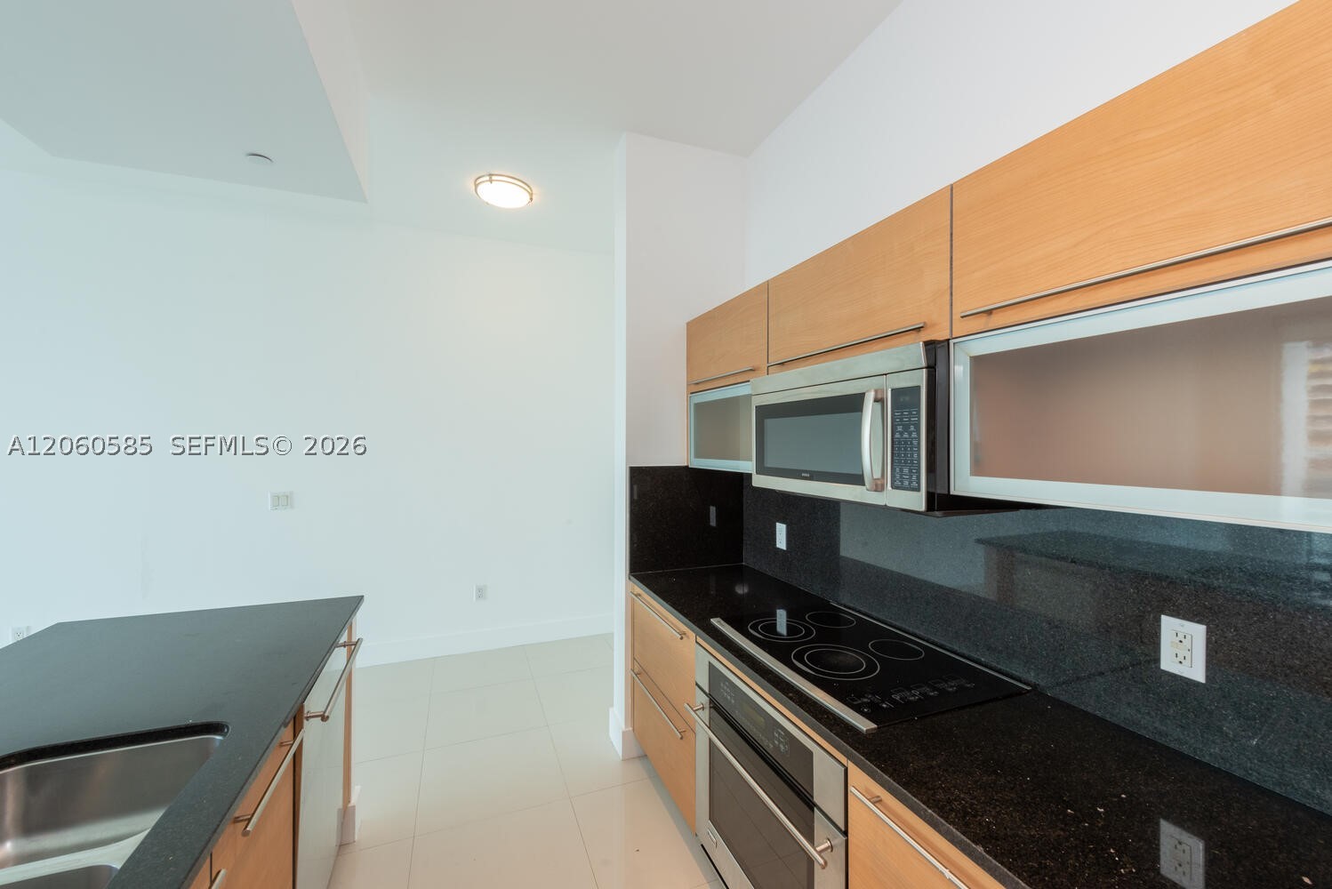 950 Brickell Bay Dr 4801 Property Photo 9