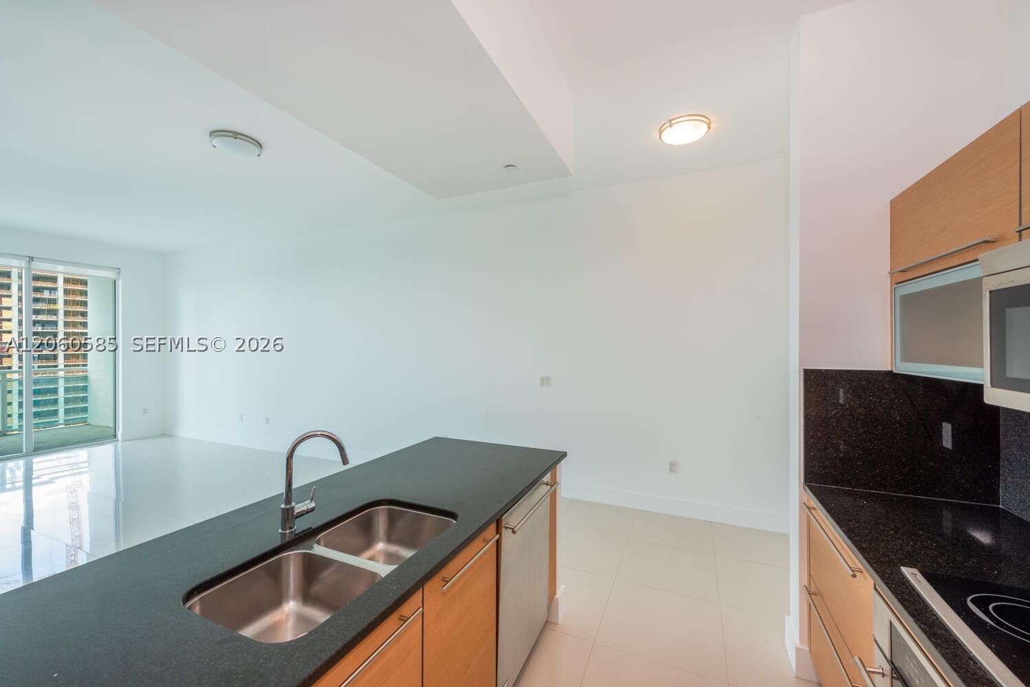 950 Brickell Bay Dr 4801 Property Photo 10