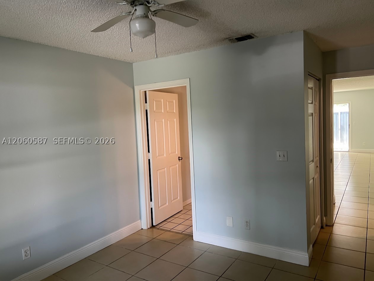 738 Sw 9th St Property Photo 12