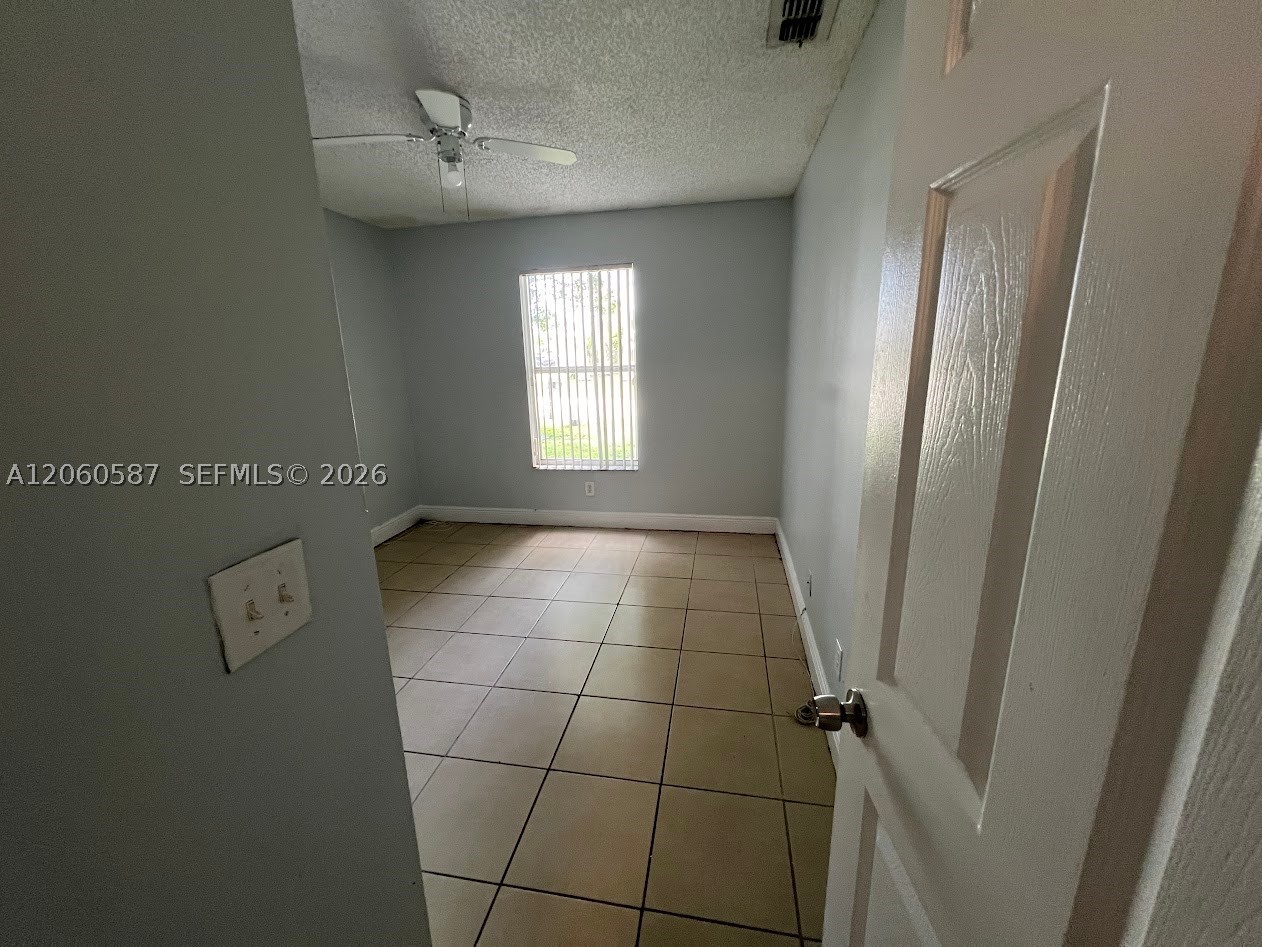 738 Sw 9th St Property Photo 15