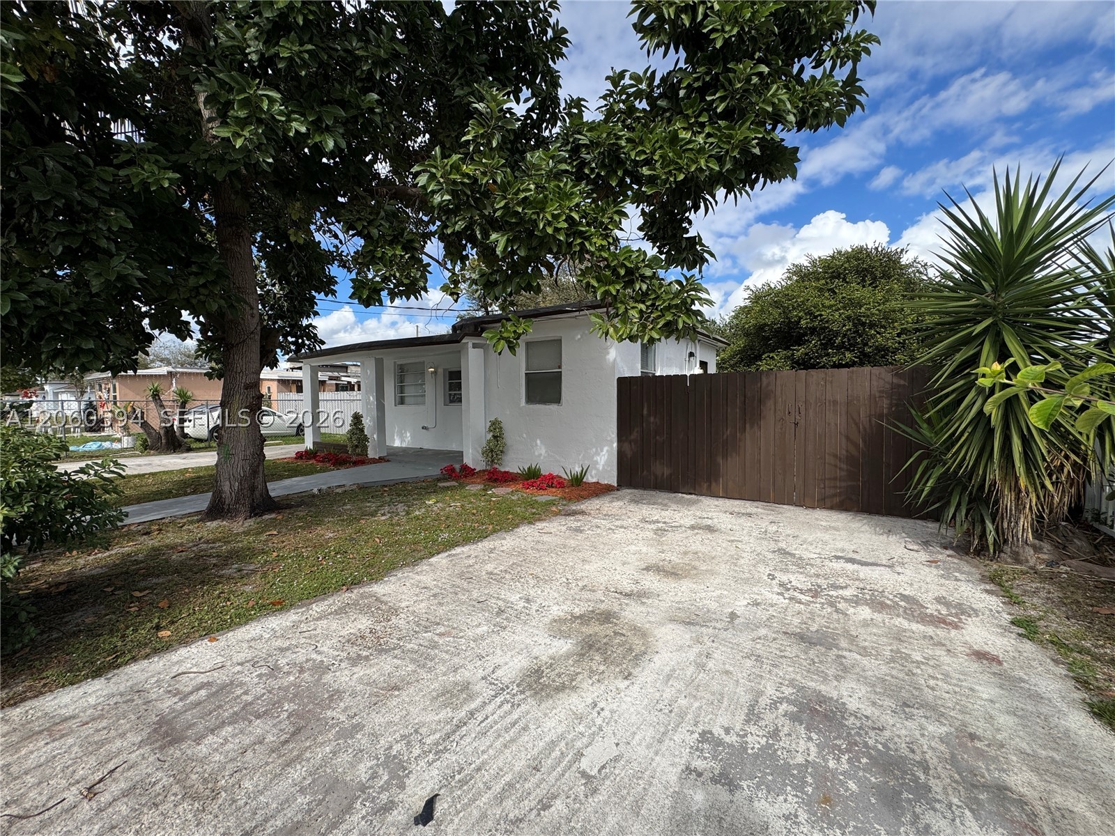 2381 Nw 153rd St Property Photo 4