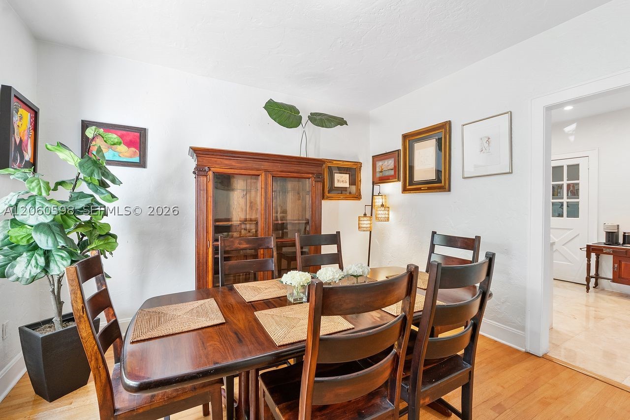 1042 Sorolla Ave Property Photo 32