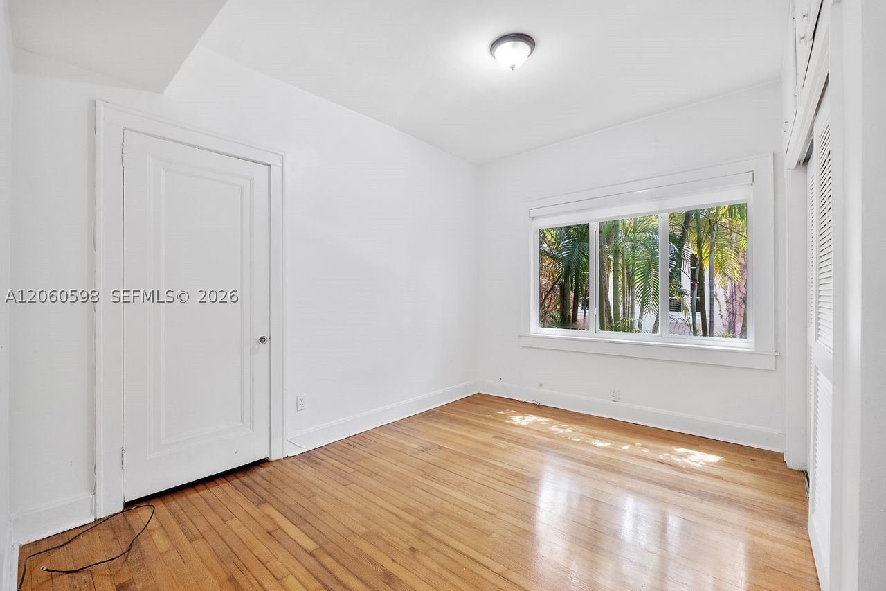 1042 Sorolla Ave Property Photo 35