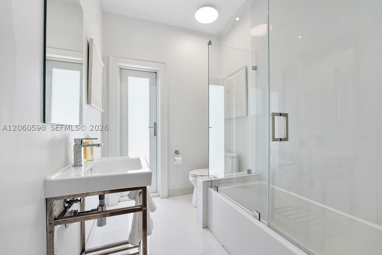 1042 Sorolla Ave Property Photo 39