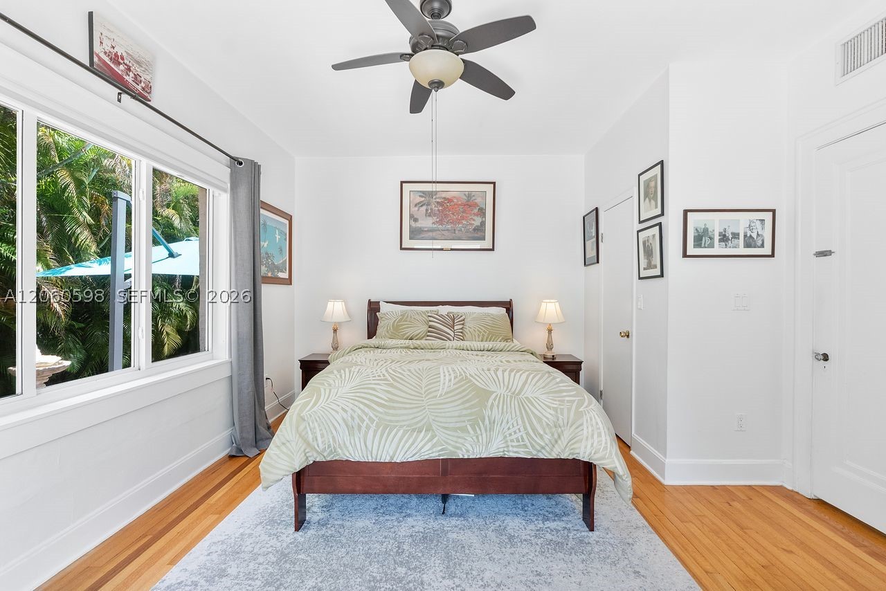 1042 Sorolla Ave Property Photo 43