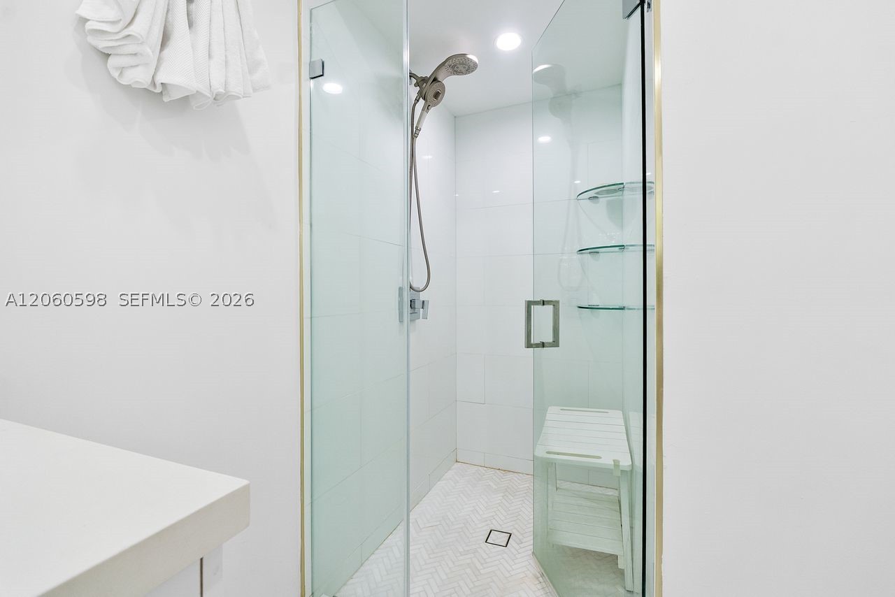 1042 Sorolla Ave Property Photo 49