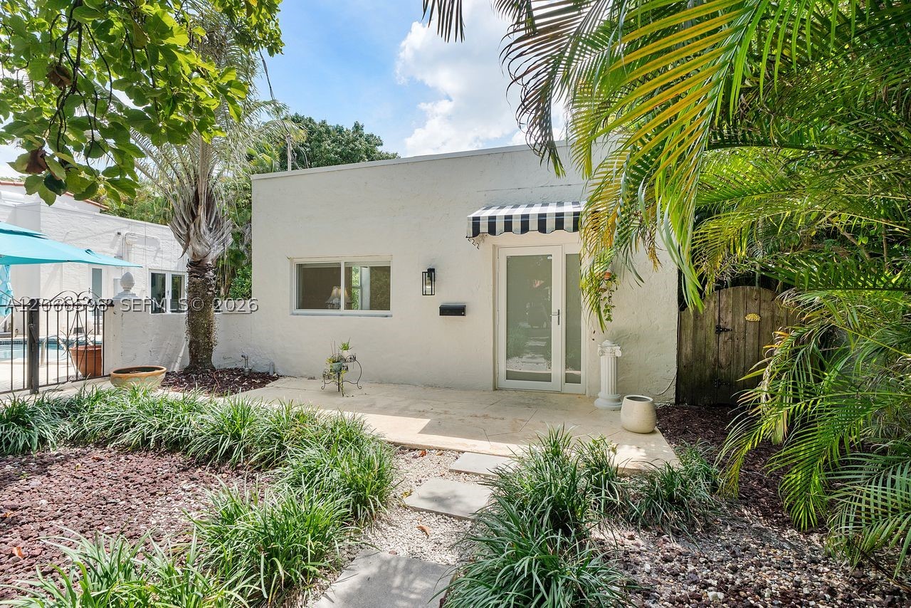 1042 Sorolla Ave Property Photo 67
