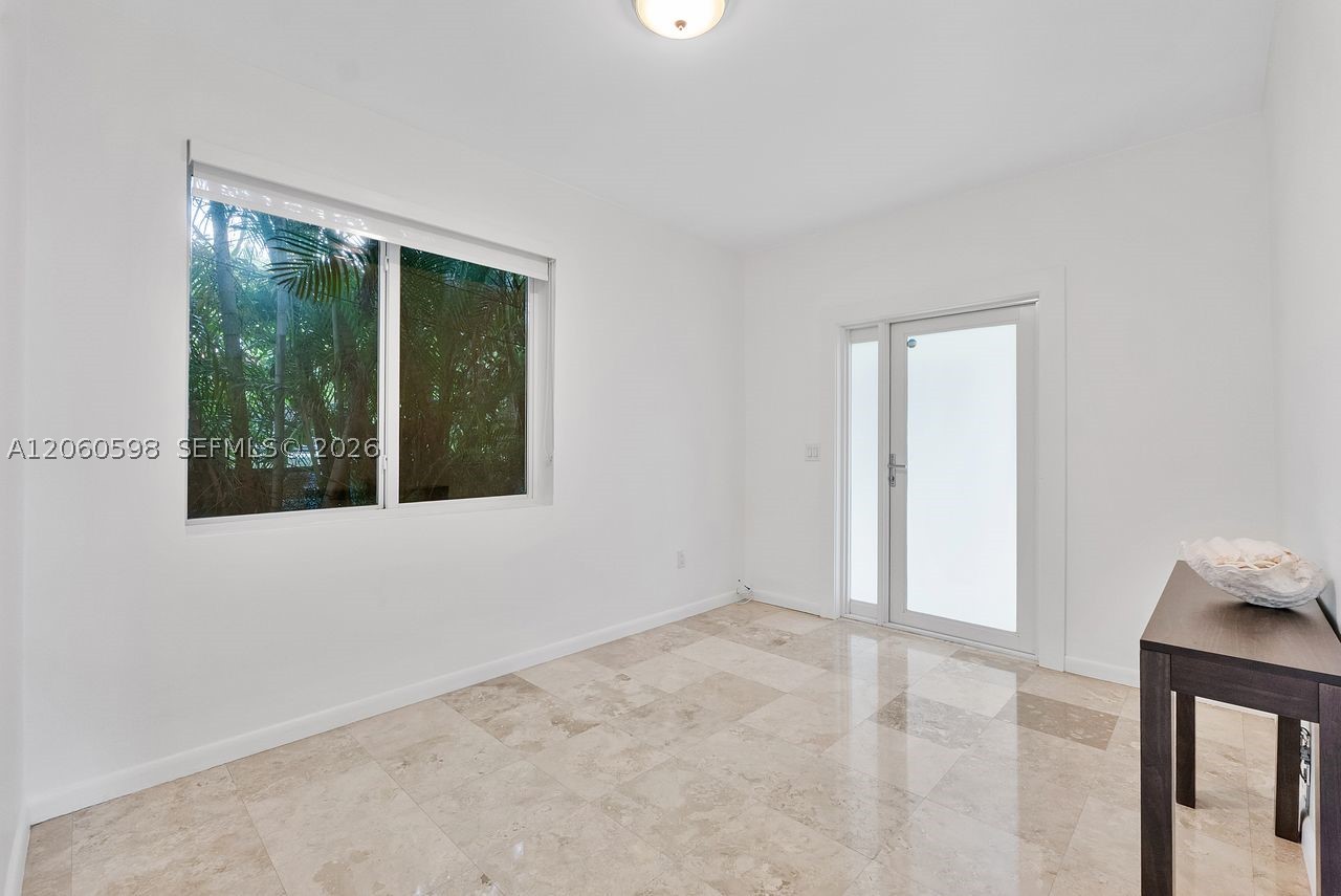 1042 Sorolla Ave Property Photo 74
