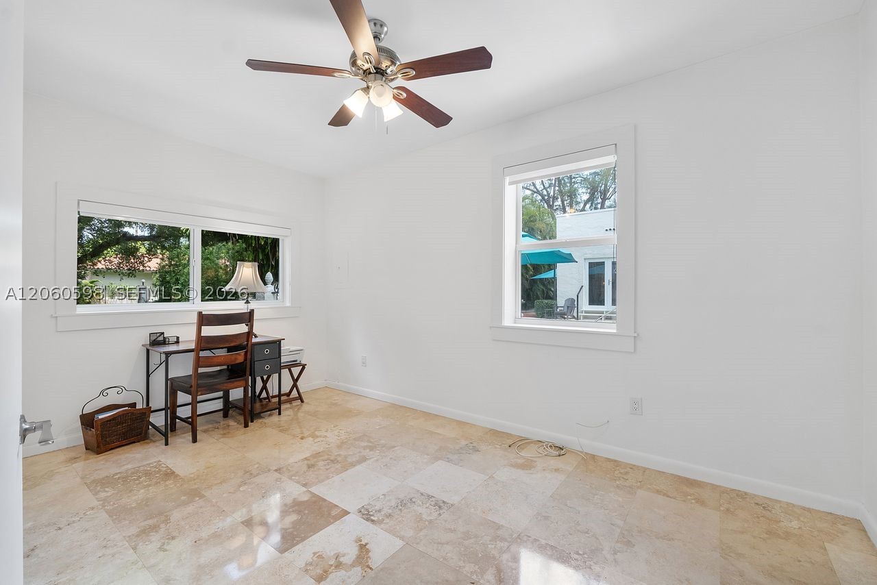 1042 Sorolla Ave Property Photo 75