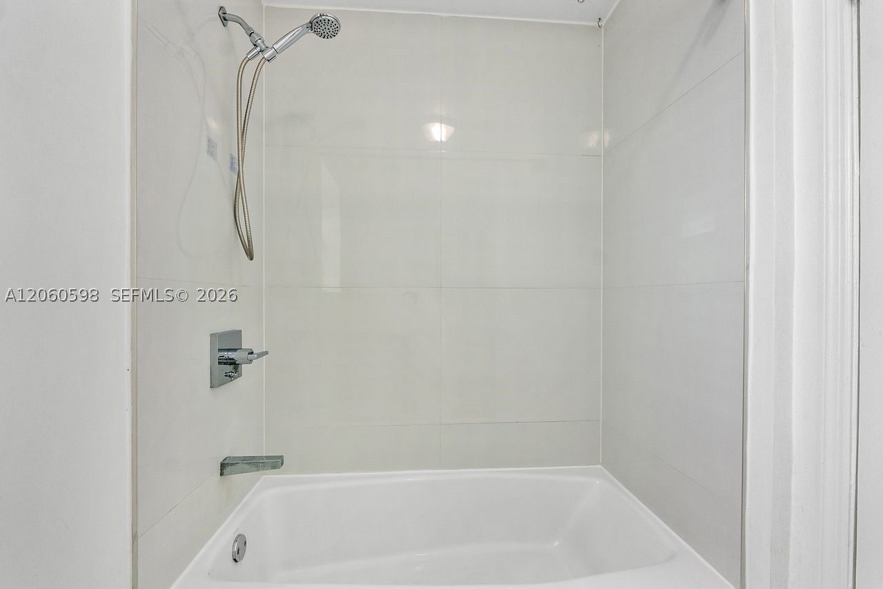 1042 Sorolla Ave Property Photo 79
