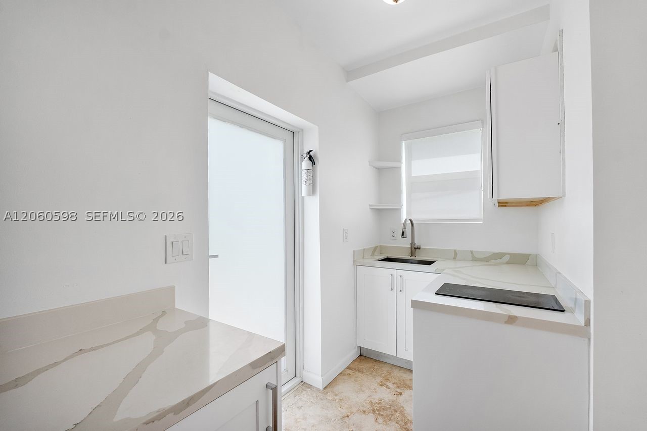 1042 Sorolla Ave Property Photo 82