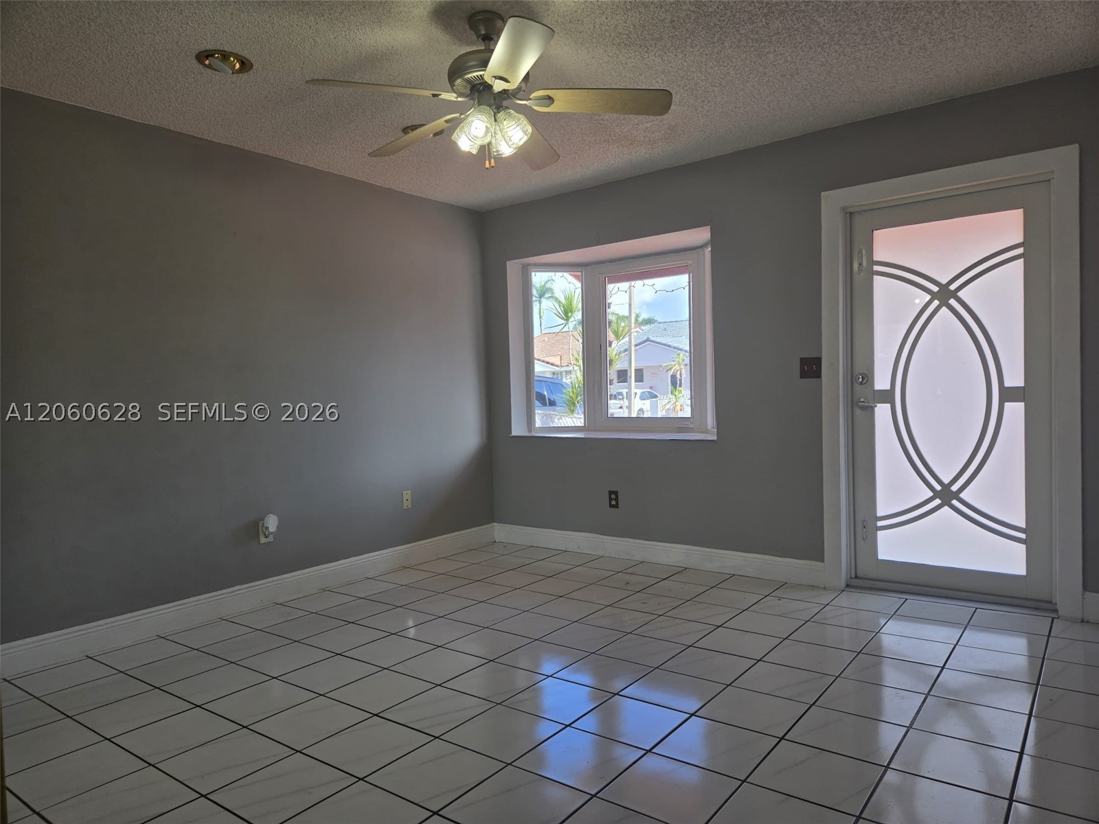 8810 Nw 114th Ter Property Photo 3