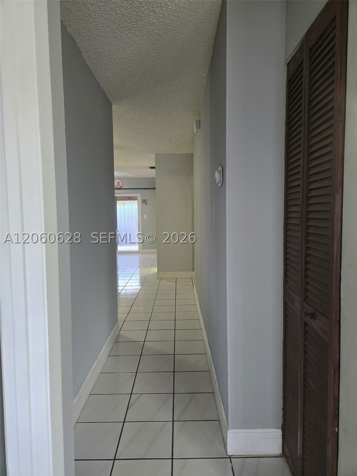 8810 Nw 114th Ter Property Photo 7