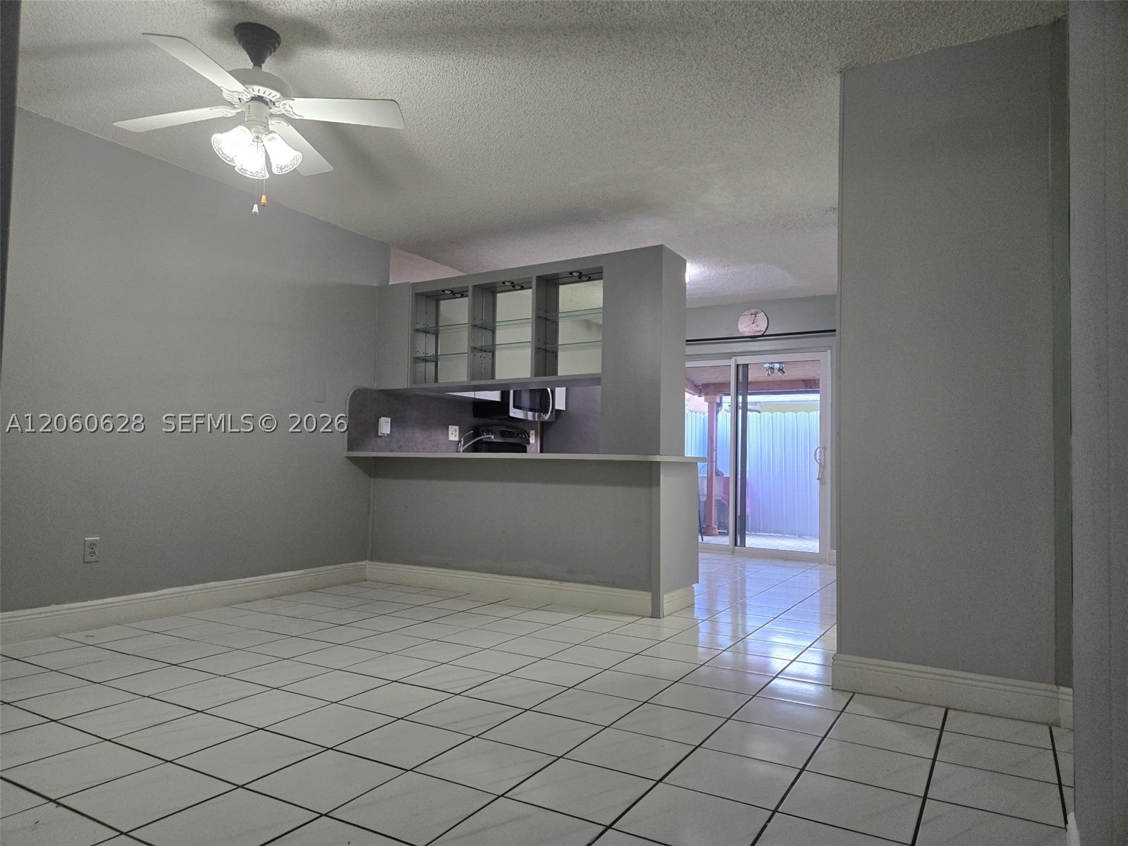 8810 Nw 114th Ter Property Photo 8