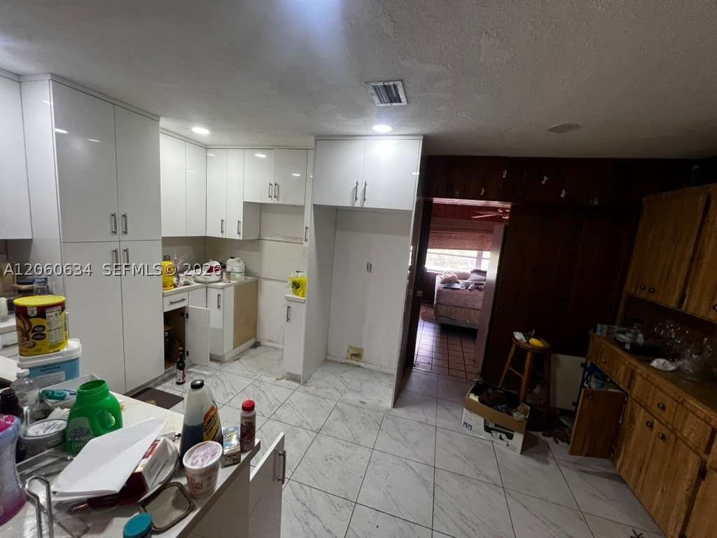 7516 Nw 67th Ave Property Photo 8