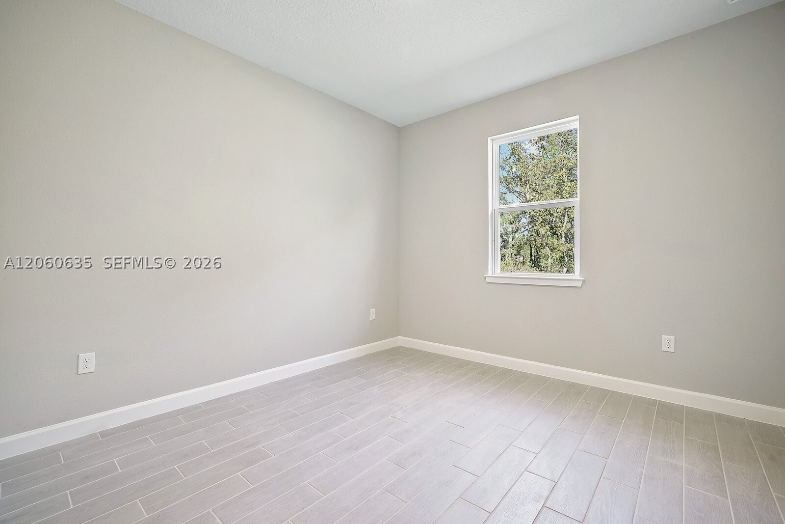 1271 Monument Ave Se Property Photo 16