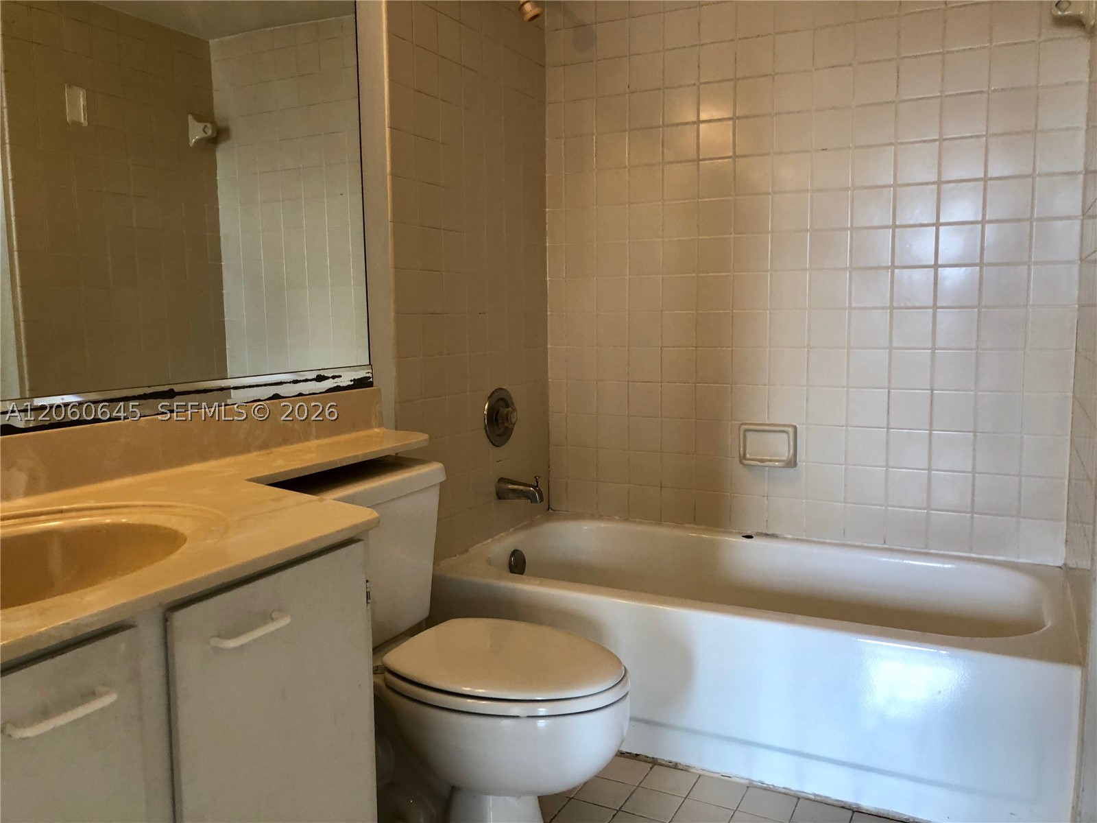 6280 Nw 186th St 311 Property Photo 12