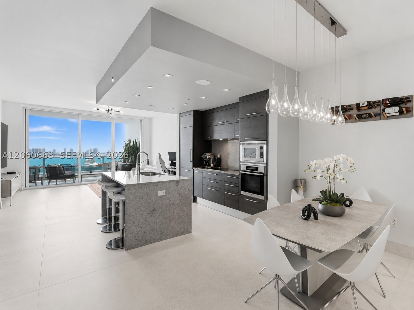 900 Biscayne Blvd 3607 Property Photo 1