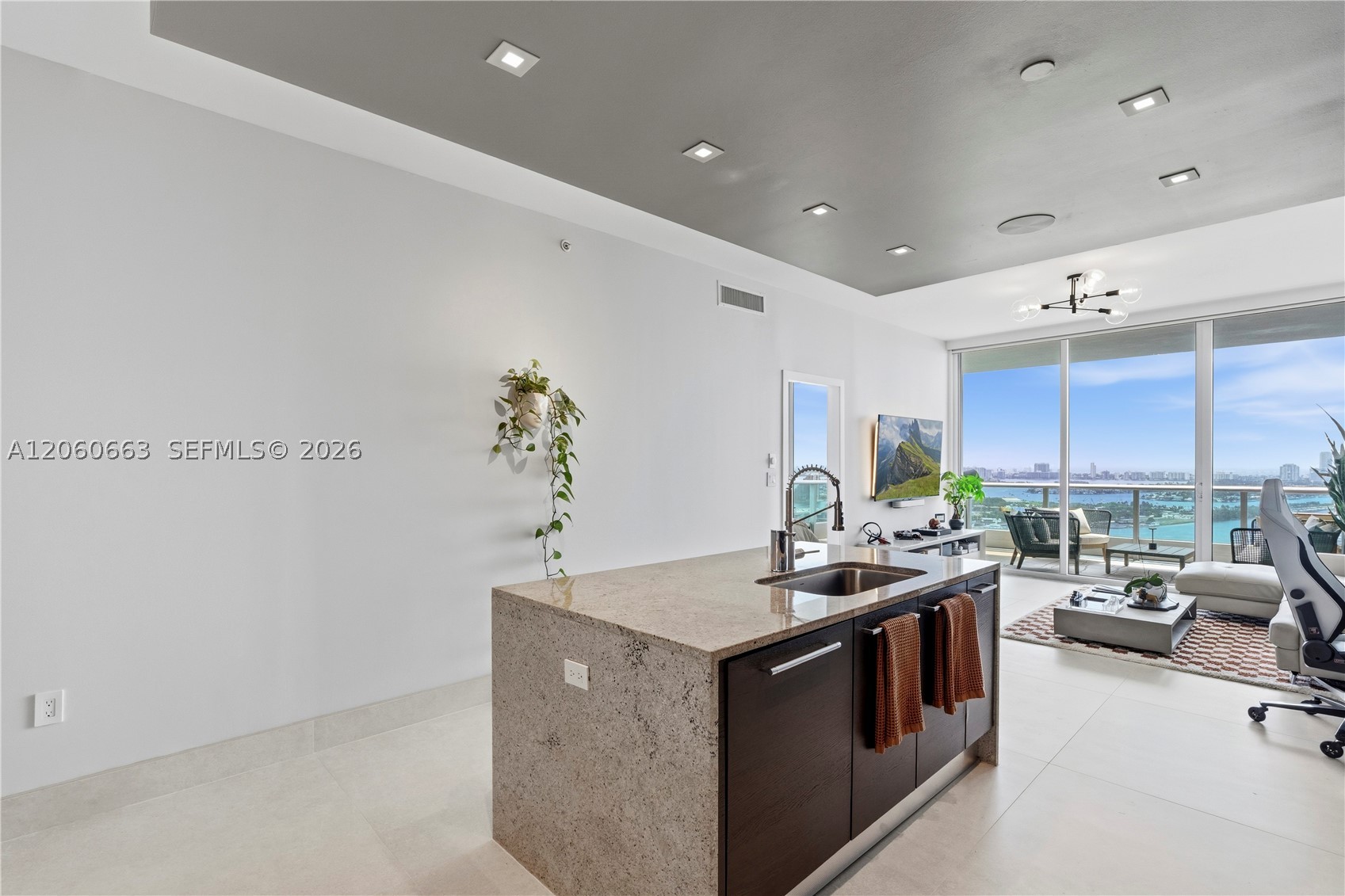900 Biscayne Blvd 3607 Property Photo 5