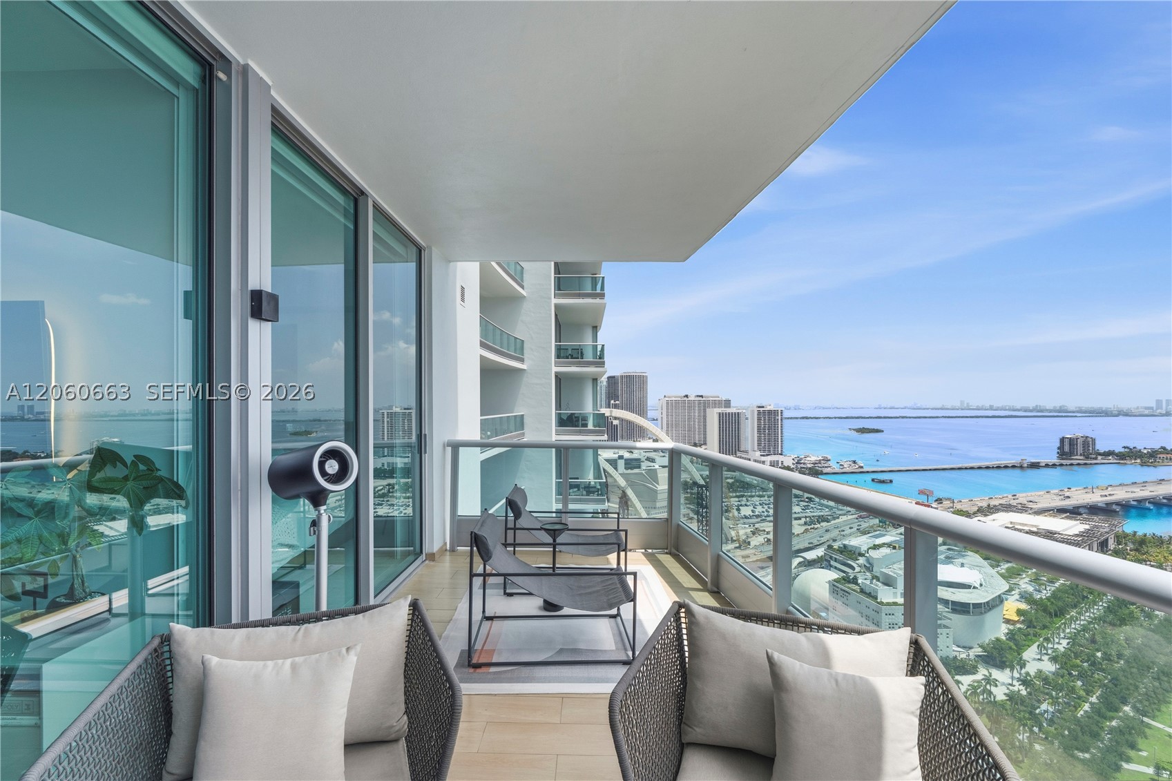 900 Biscayne Blvd 3607 Property Photo 24