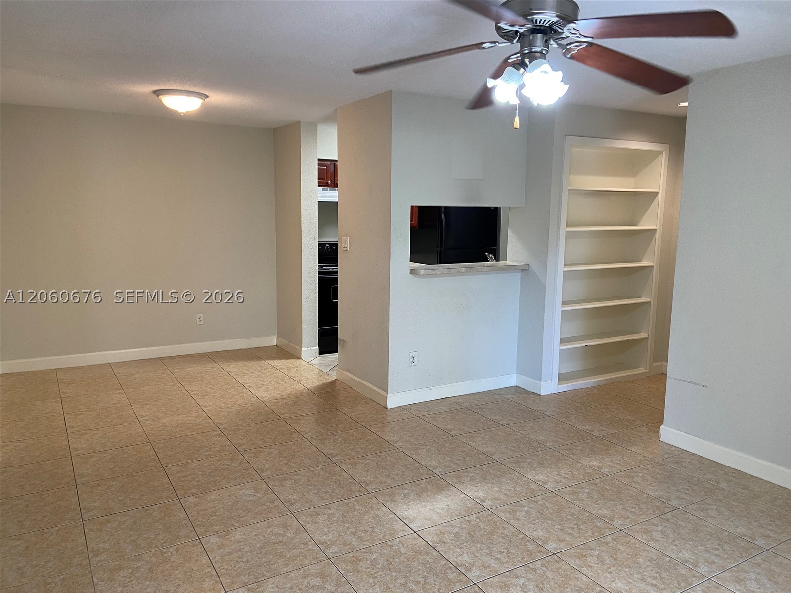 755 Riverside Dr 1316 Property Photo 4