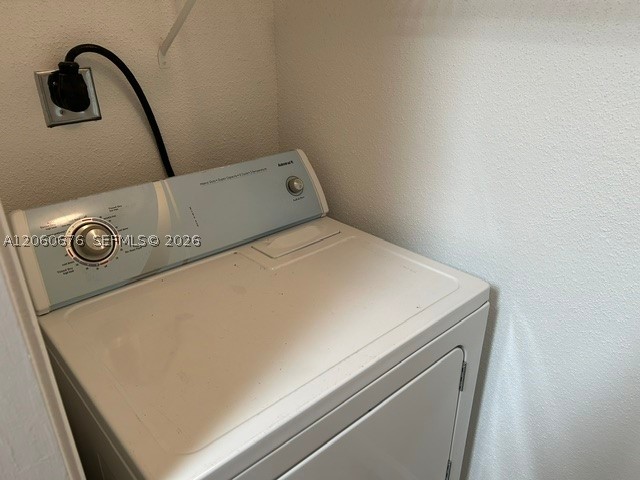 755 Riverside Dr 1316 Property Photo 10