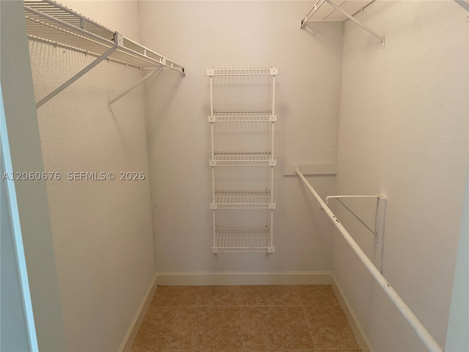 755 Riverside Dr 1316 Property Photo 11
