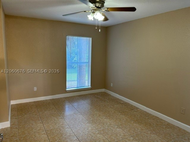 755 Riverside Dr 1316 Property Photo 12